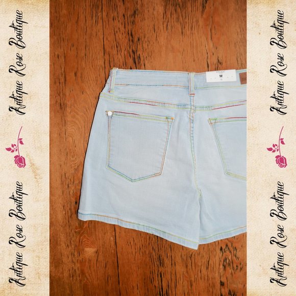 🌹 Judy Blue Rainbow Thread Mid Rise Shorts - Picture 10 of 11